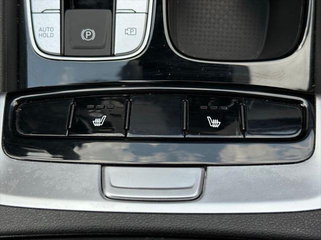 Photo of 2022 Shimmering Silver Hyundai TUCSON