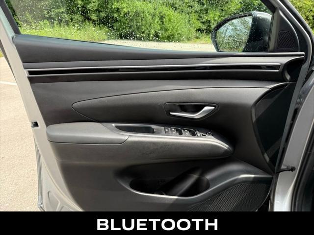 Photo of 2022 Shimmering Silver Hyundai TUCSON