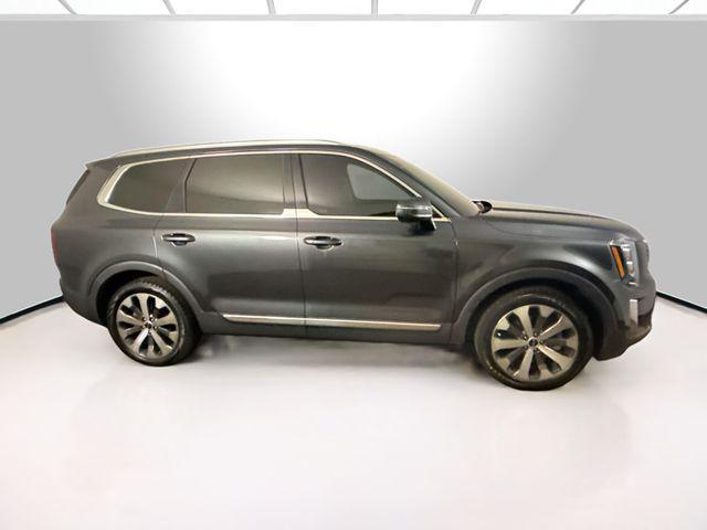 Photo of 2022 Gravity Grey Kia Telluride