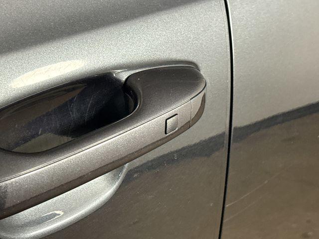 Photo of 2022 Gravity Grey Kia Telluride