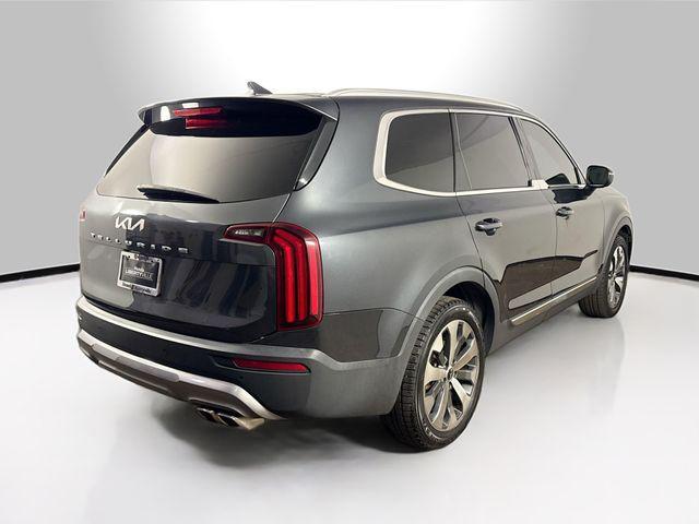 Photo of 2022 Gravity Grey Kia Telluride