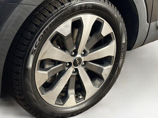 Photo of 2022 Gravity Grey Kia Telluride