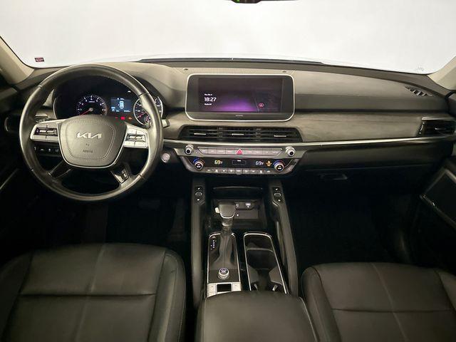 Photo of 2022 Gravity Grey Kia Telluride