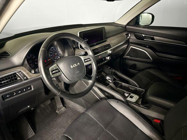 Photo of 2022 Gravity Grey Kia Telluride