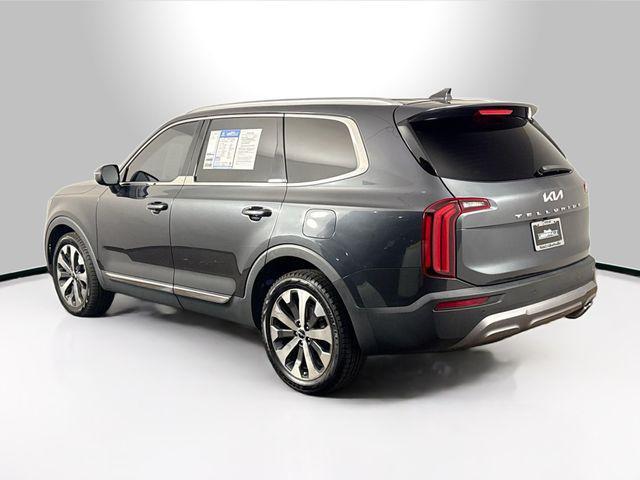 Photo of 2022 Gravity Grey Kia Telluride
