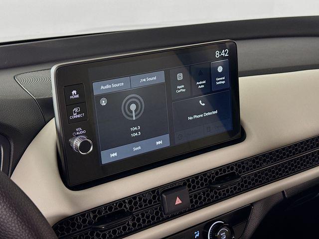 Photo of 2026 Solar Silver Metallic Honda HR-V