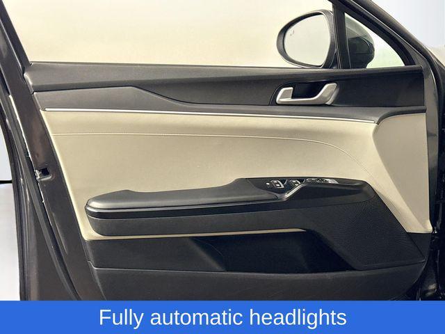 Photo of 2022 Gravity Gray Kia K5