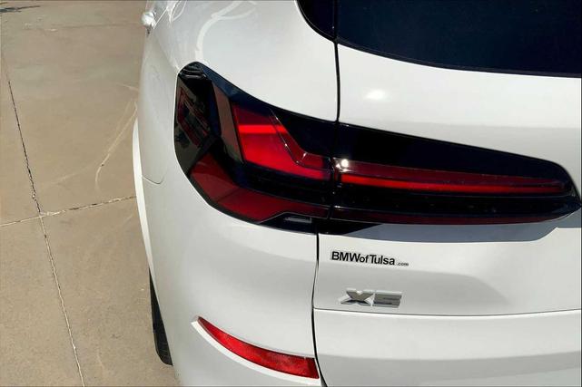 Photo of 2026 Alpine White BMW X5