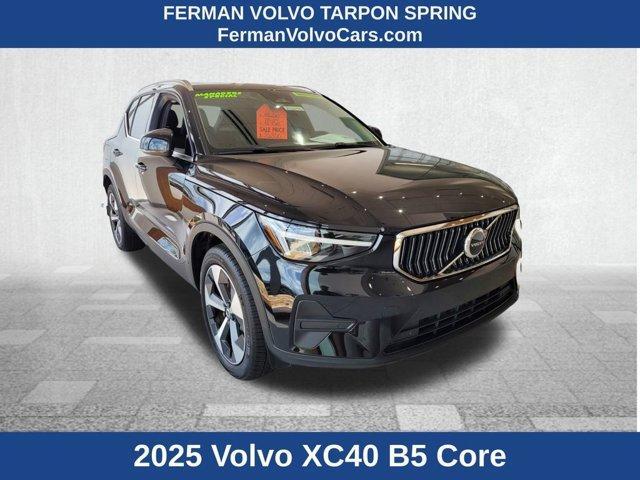 2025 Volvo XC40