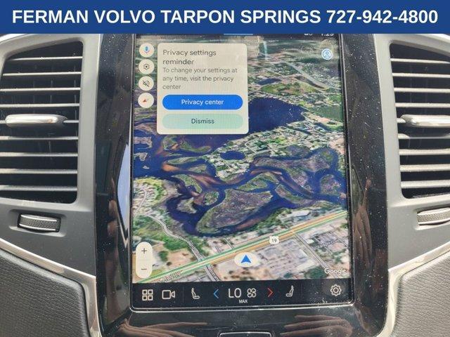 Photo of 2025 Crystal White Volvo XC90