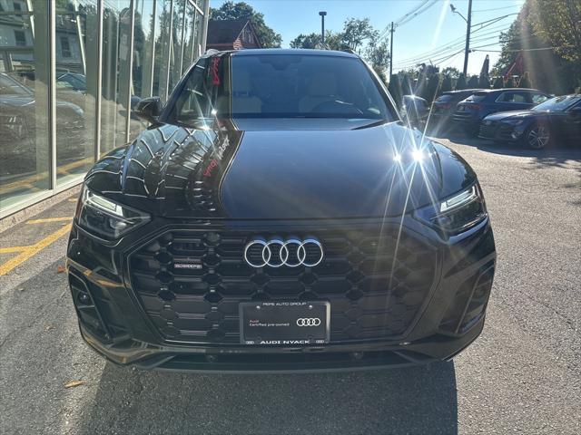 Photo of 2025 Mythos Black Metallic Audi Q5