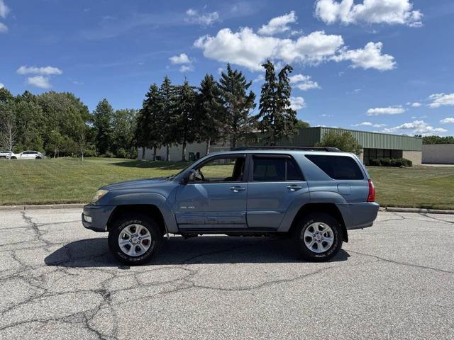 Photo of 2004 Pacific Blue Metallic Toyota 4Runner