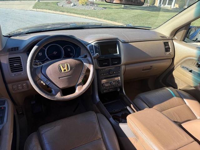 Photo of 2008 Dark Cherry Pearl Honda Pilot