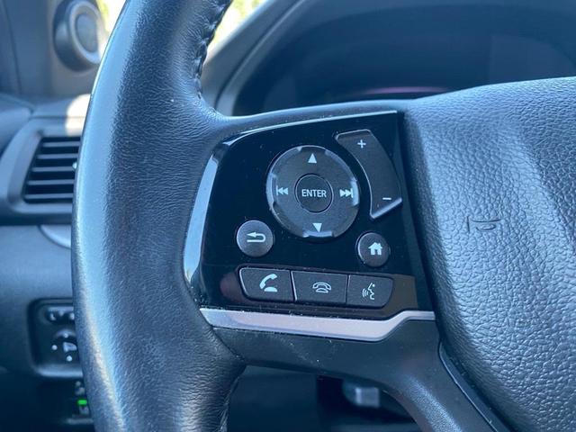 Photo of 2021 Silver Metallic Honda Passport