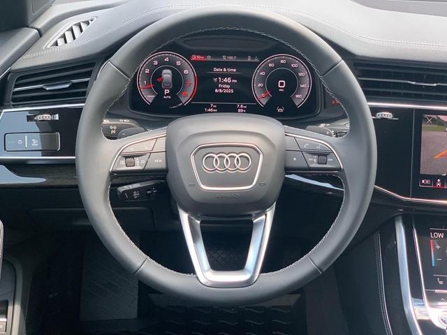 Photo of 2025 Samurai Gray Metallic Audi Q7
