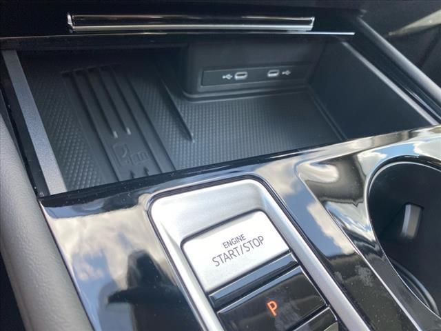 Photo of 2025 Pure Gray Volkswagen Atlas