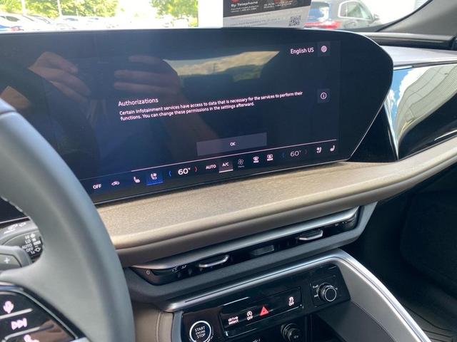 Photo of 2025 Mythos Black Metallic Audi Q5