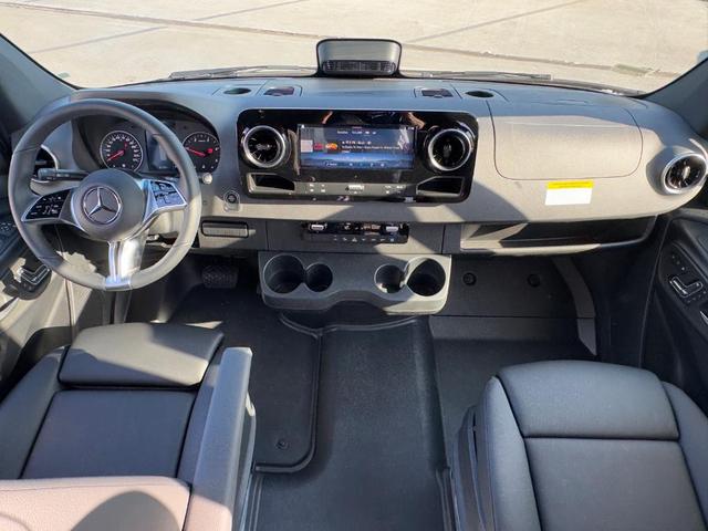 Photo of 2025  Mercedes-Benz Sprinter 2500