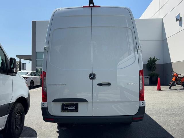 Photo of 2025  Mercedes-Benz Sprinter 2500