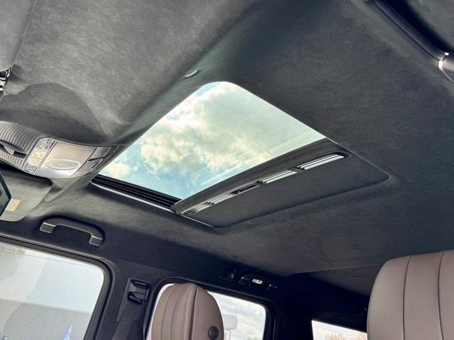 Photo of 2024 Polar White Mercedes-Benz AMG G 63