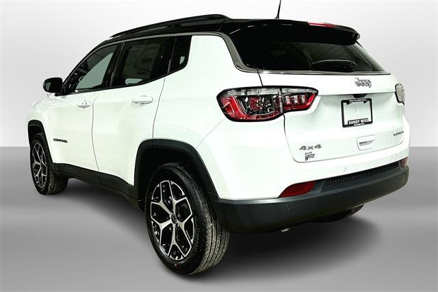 Photo of 2025 Bright White Clearcoat Jeep Compass