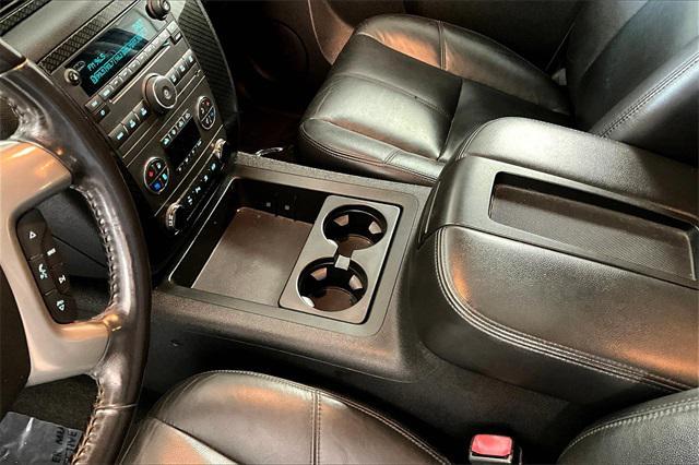 Photo of 2011 Midnight Blue Metallic GMC Sierra 2500