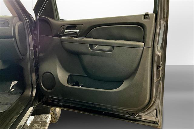 Photo of 2011 Midnight Blue Metallic GMC Sierra 2500