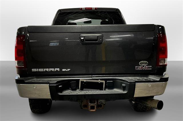 Photo of 2011 Midnight Blue Metallic GMC Sierra 2500