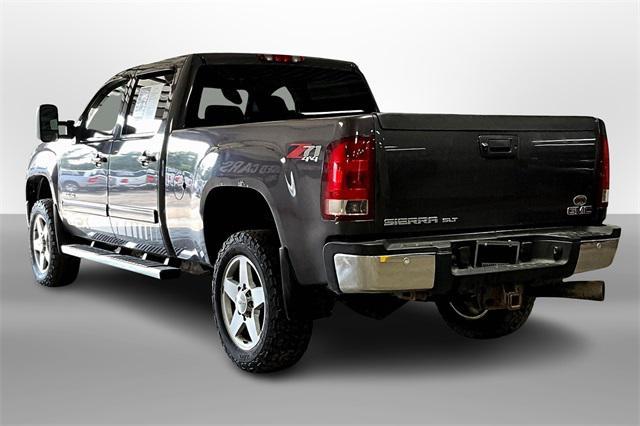 Photo of 2011 Midnight Blue Metallic GMC Sierra 2500