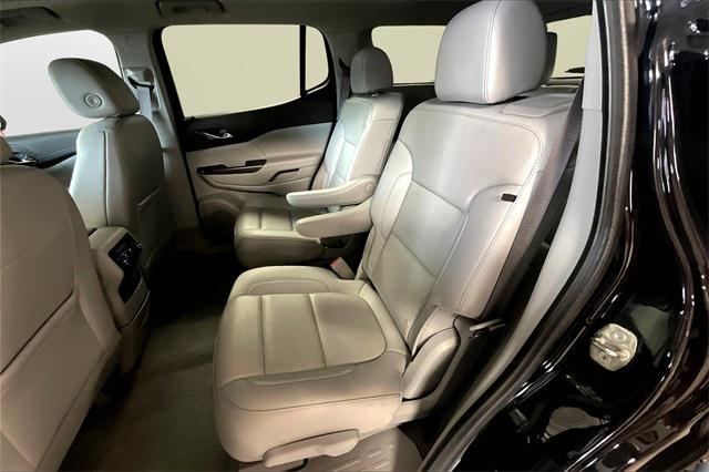 Photo of 2022 Midnight Blue Metallic GMC Acadia