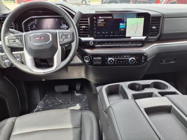 Photo of 2025 Summit White GMC Sierra 1500