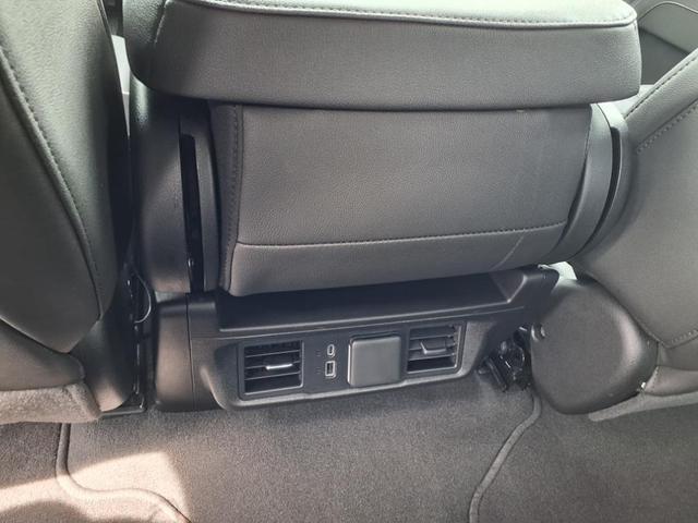 Photo of 2025 Summit White GMC Sierra 1500