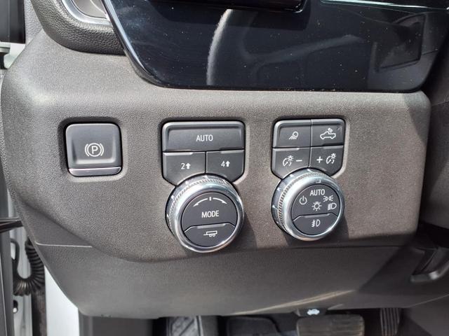 Photo of 2025 Summit White GMC Sierra 1500