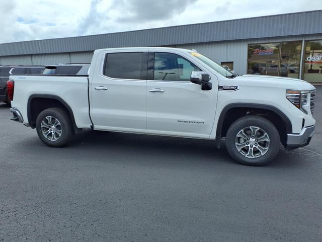 Photo of 2025 Summit White GMC Sierra 1500