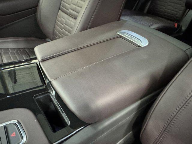 Photo of 2024 Argent Silver Metallic Cadillac Escalade