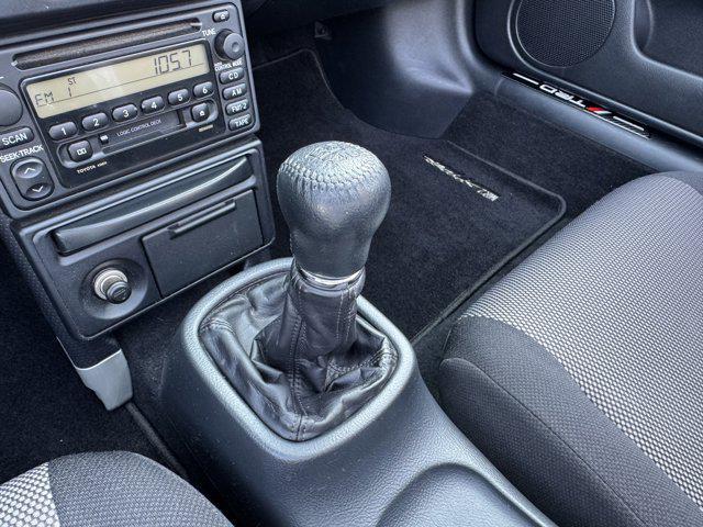 Photo of 2000 Liquid Silver Metallic Toyota MR2