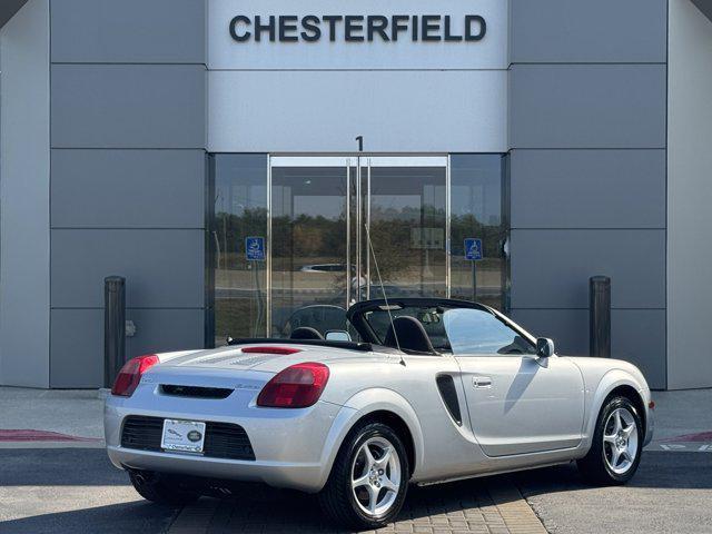 Photo of 2000 Liquid Silver Metallic Toyota MR2