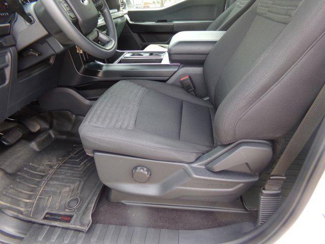 Photo of 2022 Oxford White Ford F-150