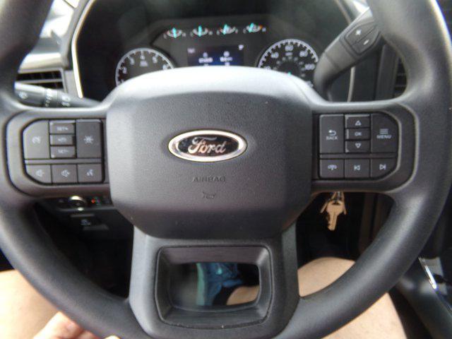 Photo of 2022 Oxford White Ford F-150
