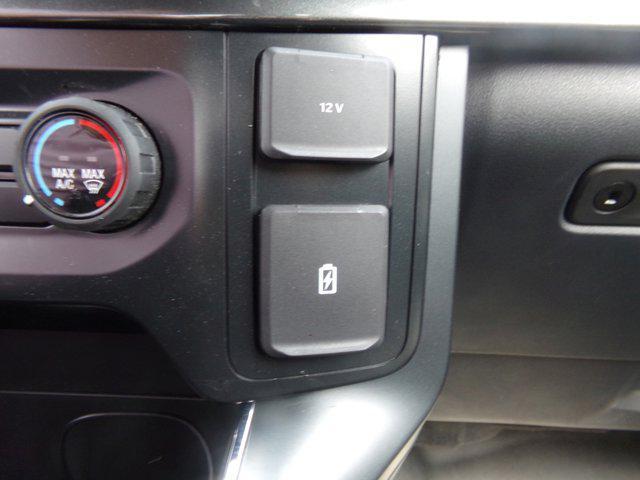 Photo of 2022 Oxford White Ford F-150