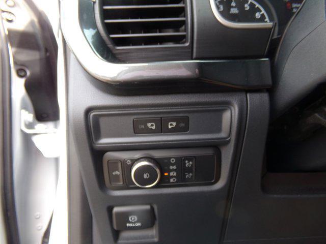 Photo of 2022 Oxford White Ford F-150