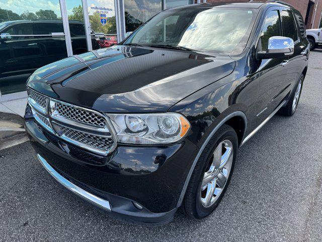 Photo of 2011 Brilliant Black Crystal Pearl Dodge Durango