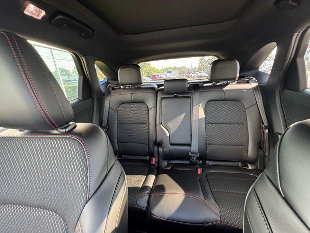 Photo of 2025 Space Silver Metallic Ford Escape