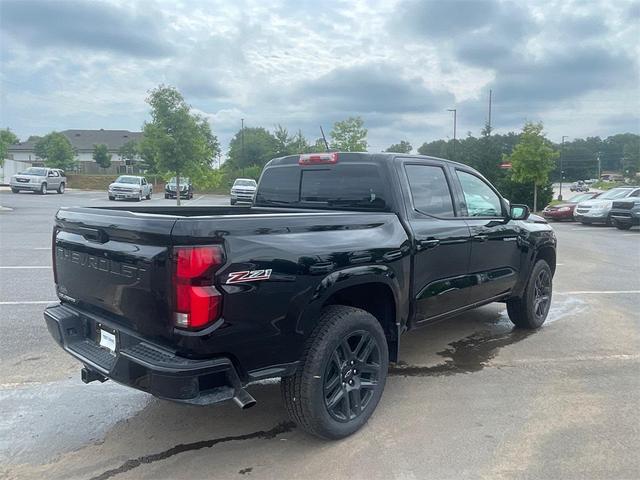 Photo of 2025 Black Chevrolet Colorado
