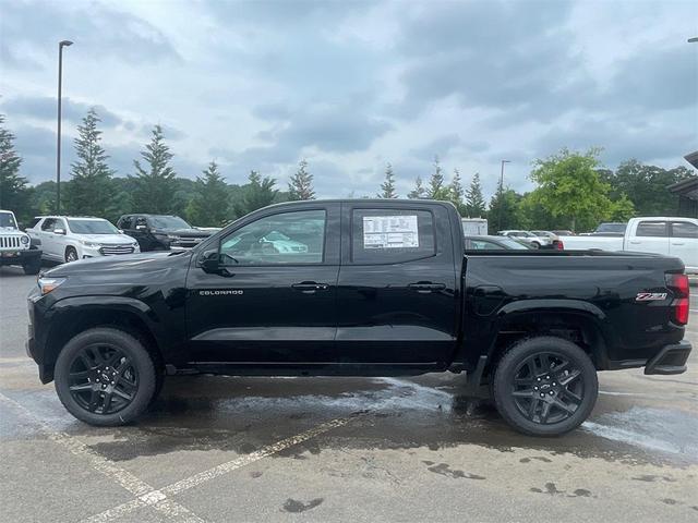 Photo of 2025 Black Chevrolet Colorado