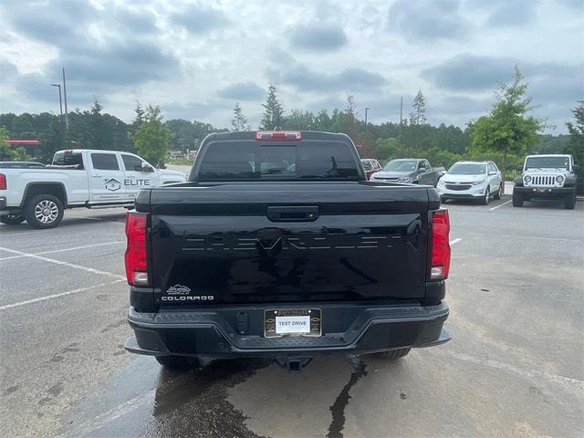 Photo of 2025 Black Chevrolet Colorado