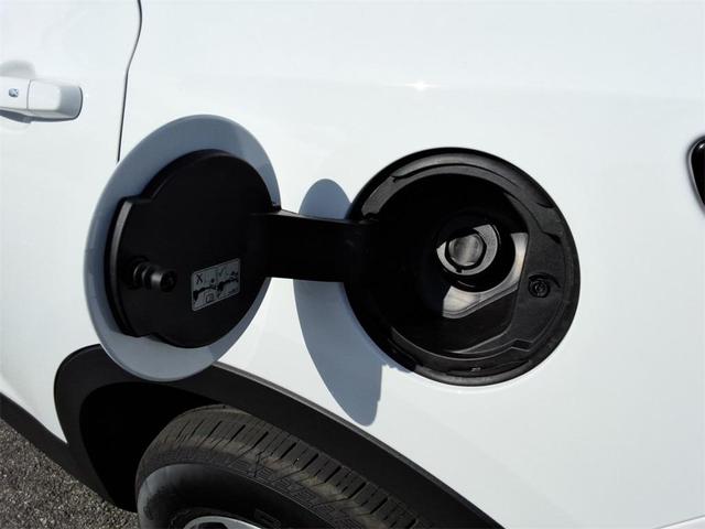 Photo of 2025 Summit White Chevrolet Blazer