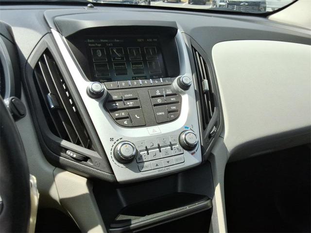 Photo of 2016 Patriot Blue Metallic Chevrolet Equinox