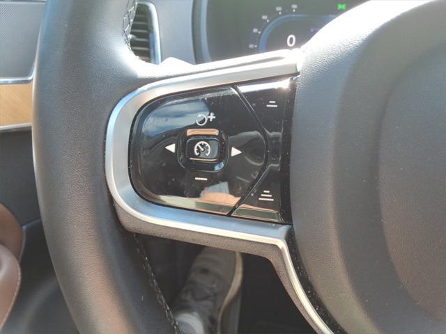 Photo of 2023 Black Volvo XC90
