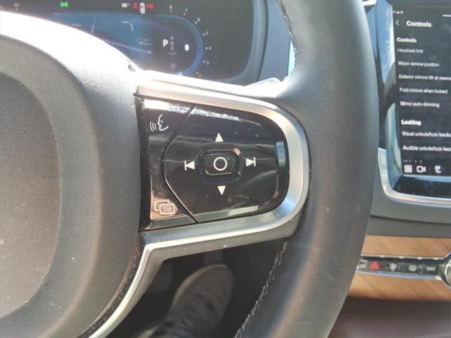 Photo of 2023 Black Volvo XC90